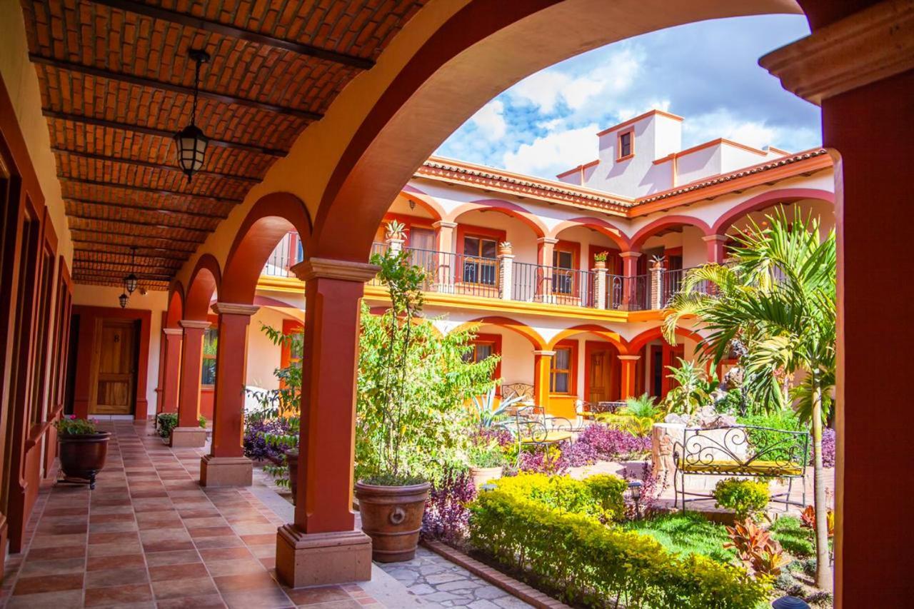 Encanto De La Sierra Hotel マスコタ エクステリア 写真